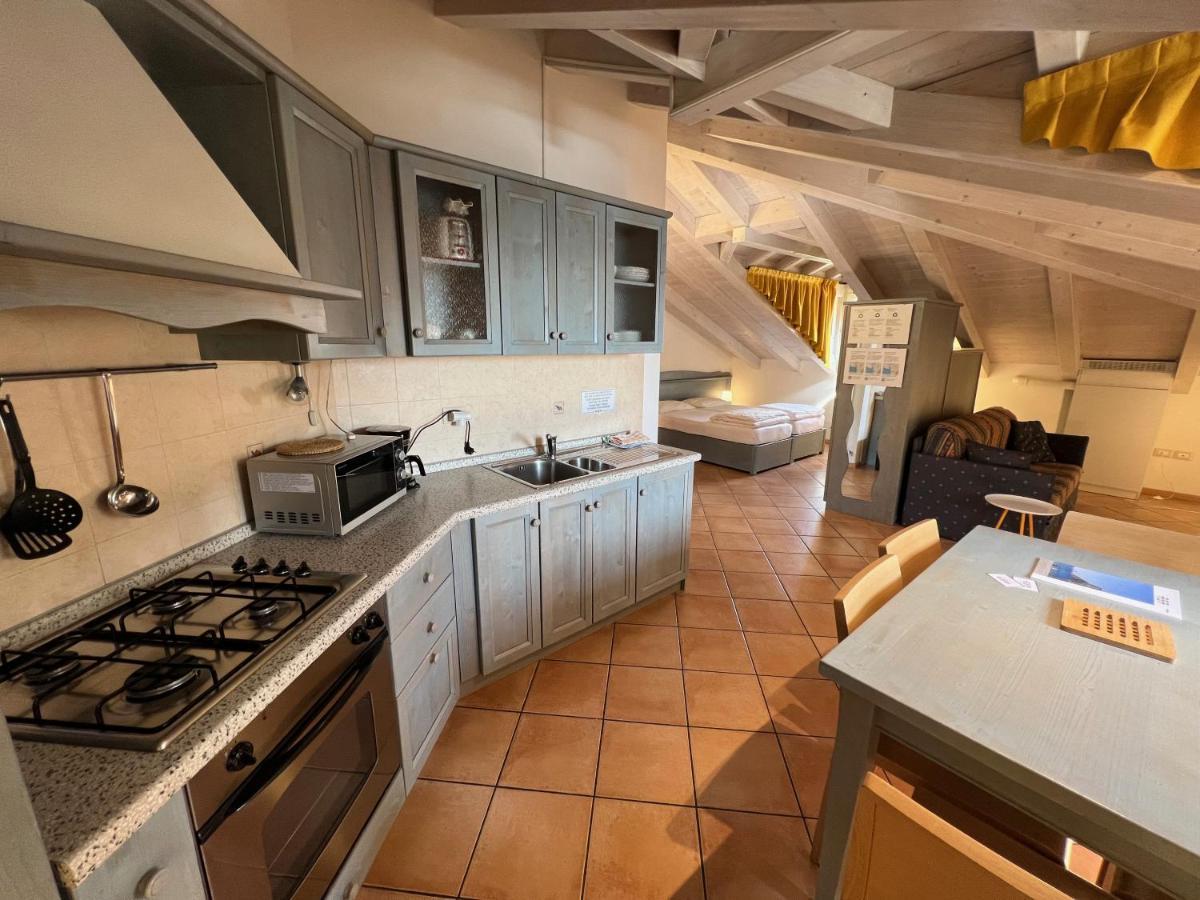 Studio Apartments Baia Azzurra 7 토르볼레 외부 사진